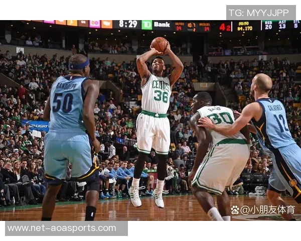 凯尔特人与奇才季后赛激战回顾球迷热议精彩瞬间与战术较量 凯尔特人与奇才季后赛激战回顾球迷热议精彩瞬间与战术较量